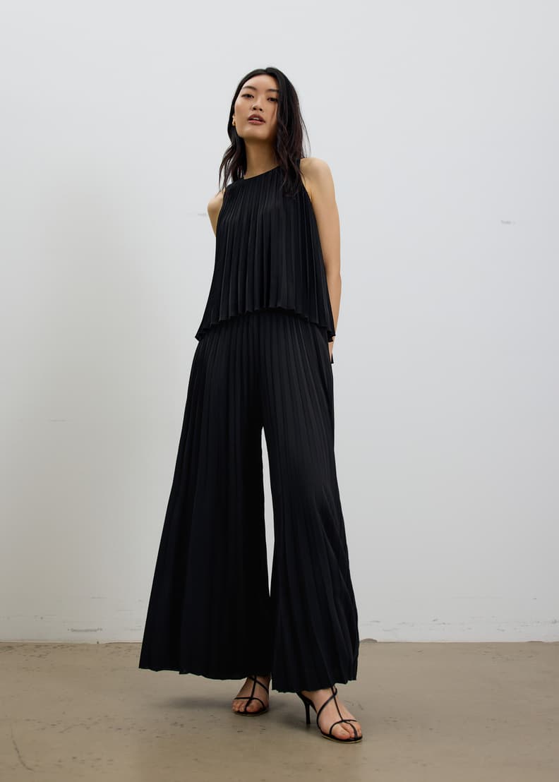 Leggy™ Wei Elastic Sunray Pleated Palazzo Pants | Love