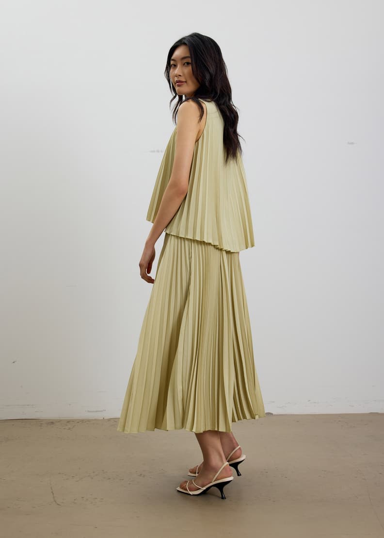 Wei Elastic Sunray Pleated Midaxi Skirt | Love, Bonito US