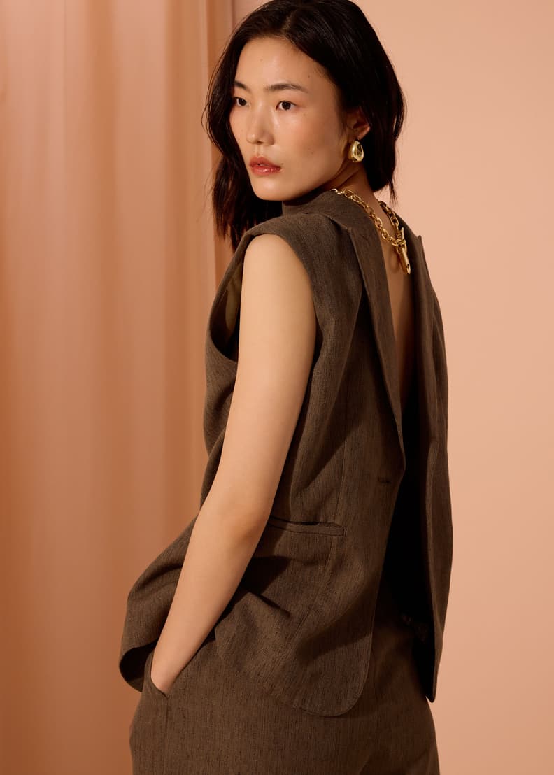 本物品質の Noa Relaxed Textured Shoulder Padded Vest | Love, Bonito SG トップス