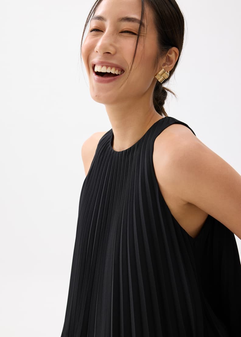 Pleated Round Neck Shell Top | Love, Bonito US