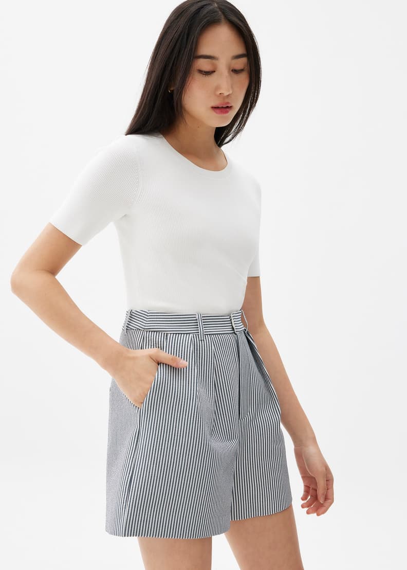 [DUCKDIVE] Soft Pleats Shorts ★大人気★ BR549_PT4544?$crop1254$