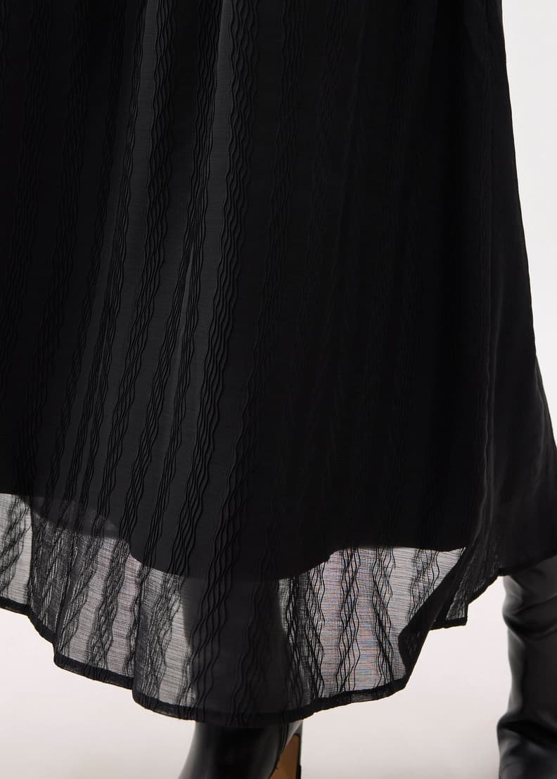【DISCERNMENT】Loas Over Shirring Maxi PT mqdefault.jpg