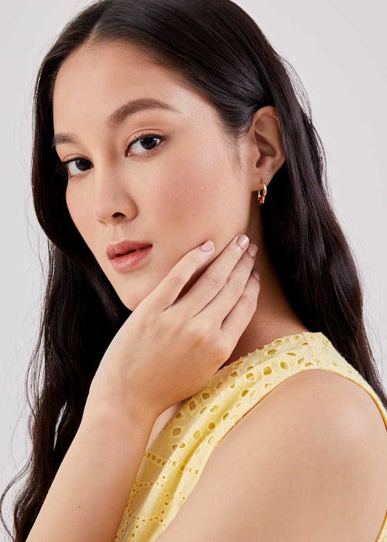 Gold geometric clearance earrings