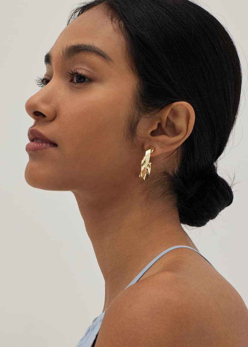 Gold wavy hoop cheap earrings
