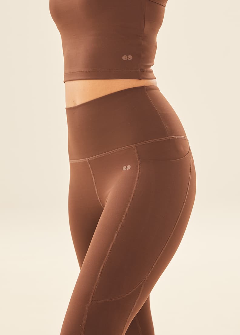 Buy cheak BaseCore® Classic Leggings with Pockets 23 @ Love