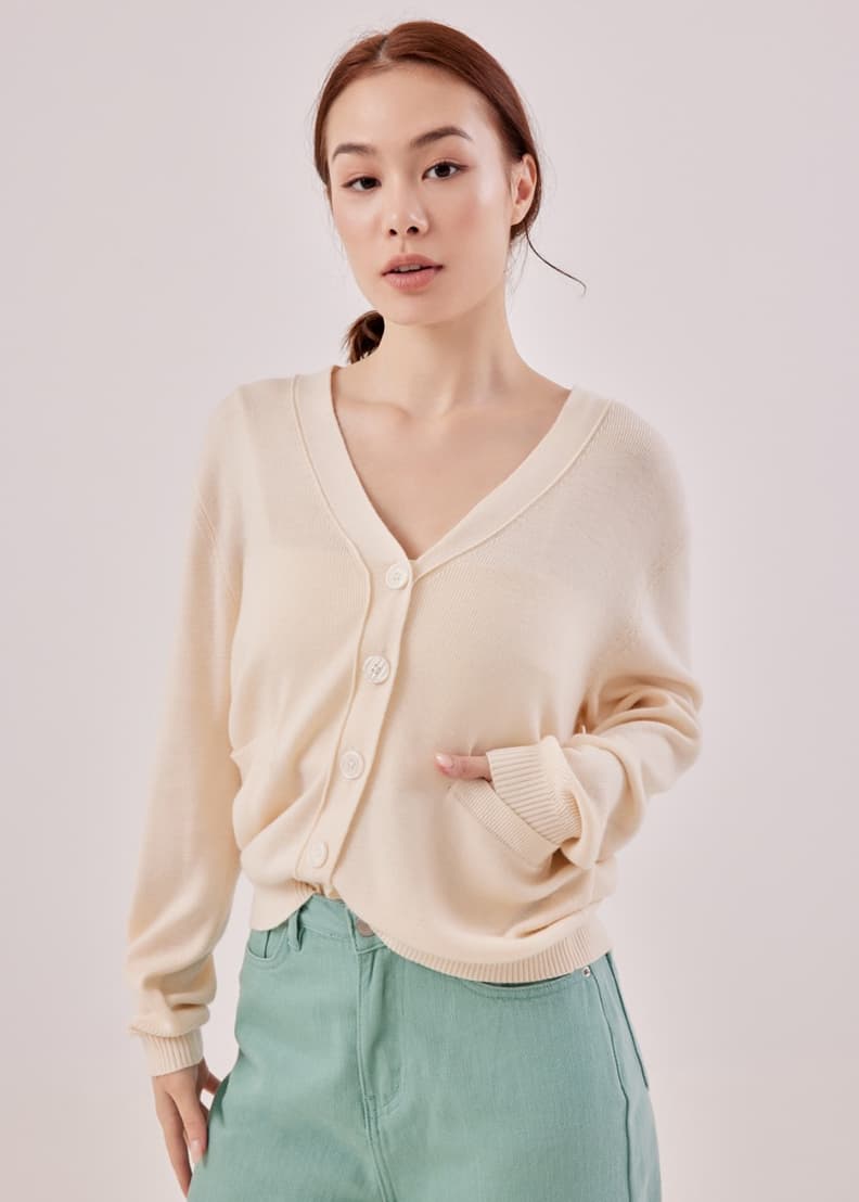 Classic button outlet down cardigan