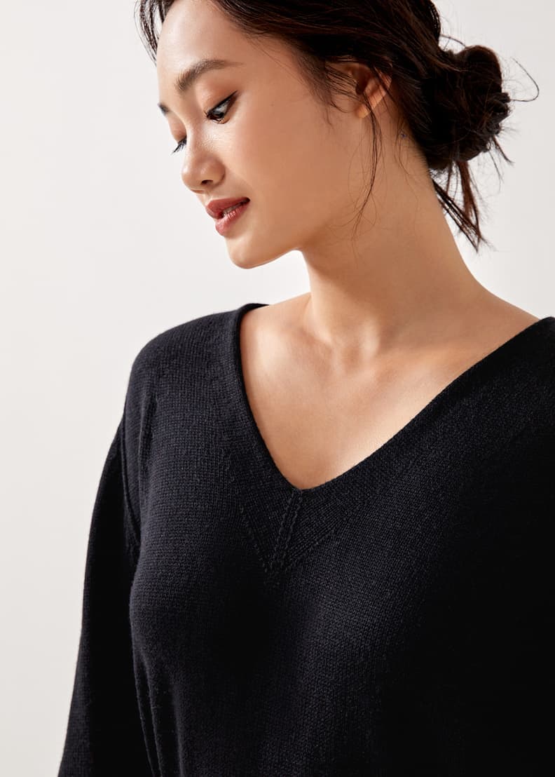 Laurie Relaxed V neck Jumper