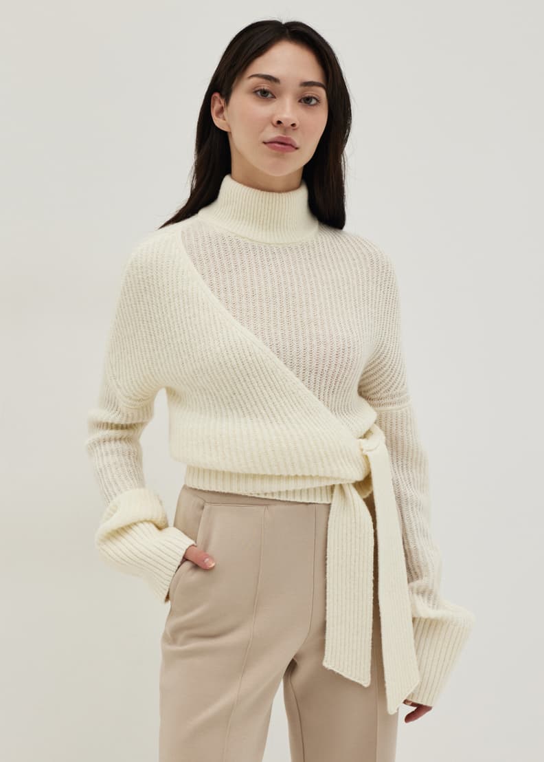 White knit turtleneck hotsell