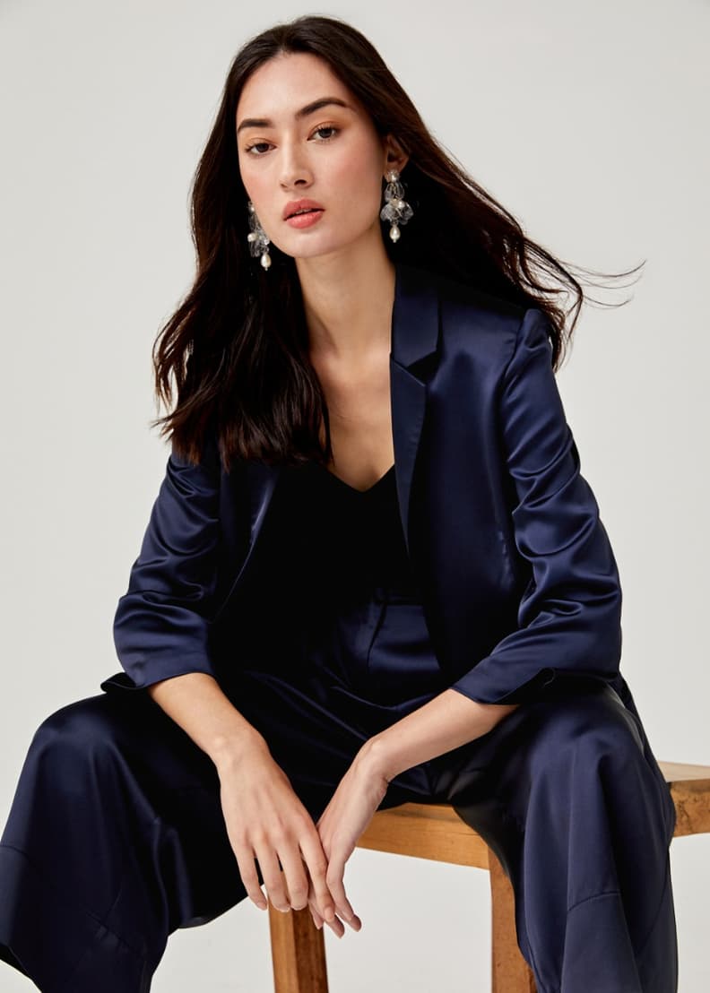 Navy blue satin blazer deals