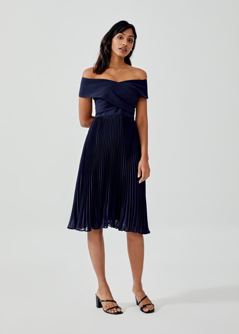 魅了 2WAY PLEATS OFF DRESS OFF SHOULDER TUCK ロングワンピース