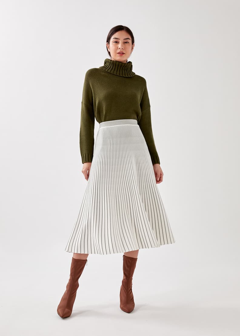 Pleated knit hot sale midi skirt