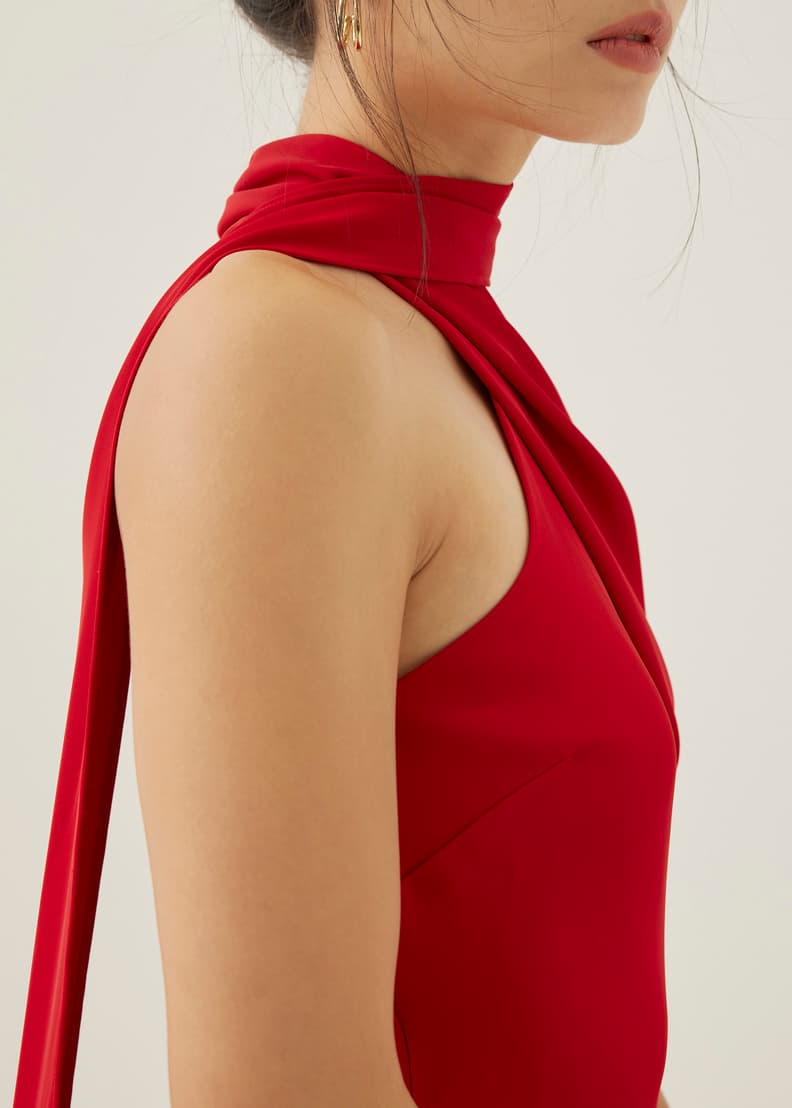Red halter hotsell midi dress