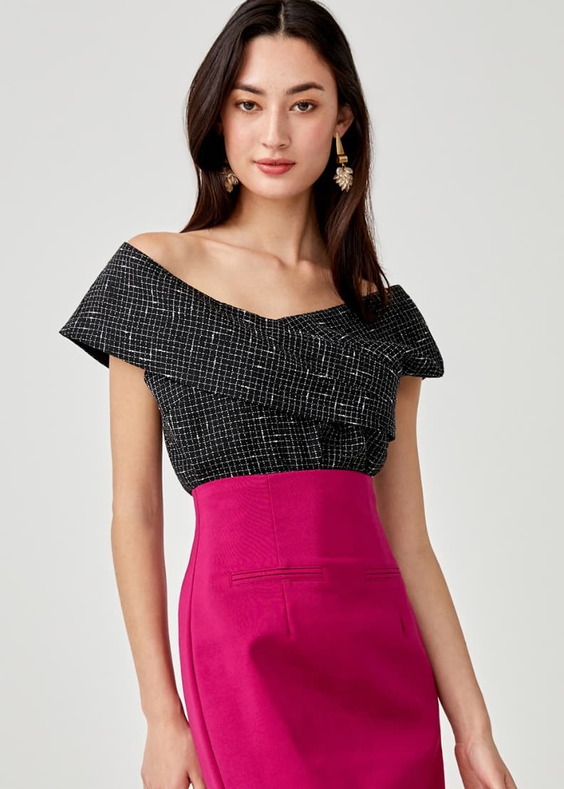 Asymmetric One Shoulder Slinky White Top | Public Desire