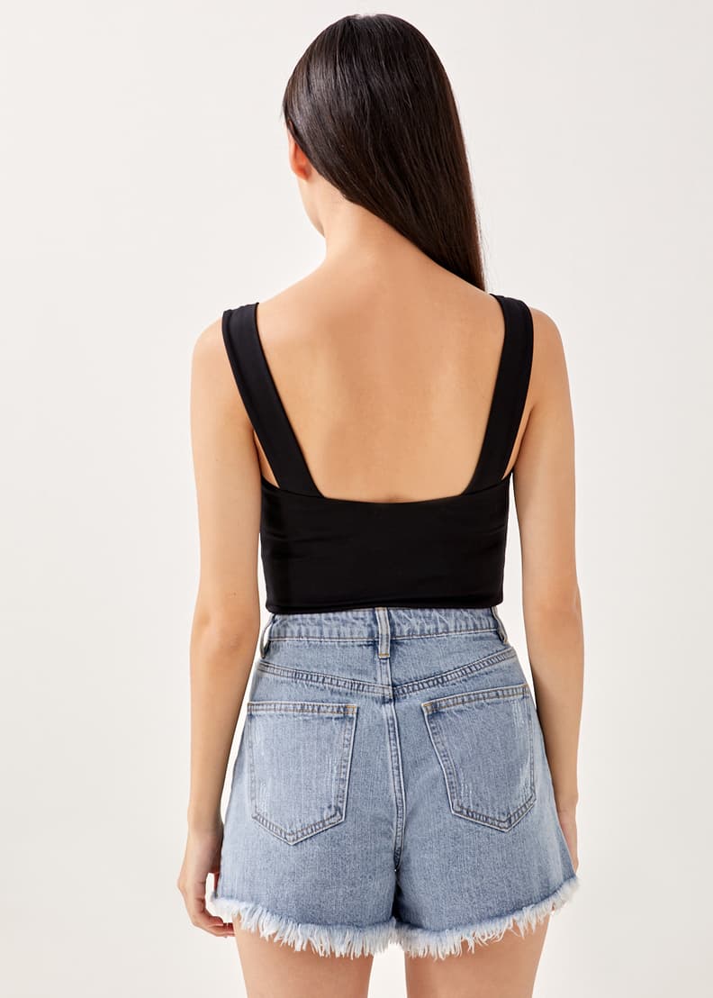 Frayed hem hot sale jean shorts