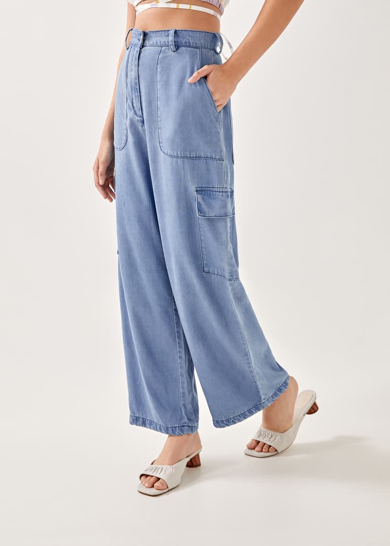 Relax denim store