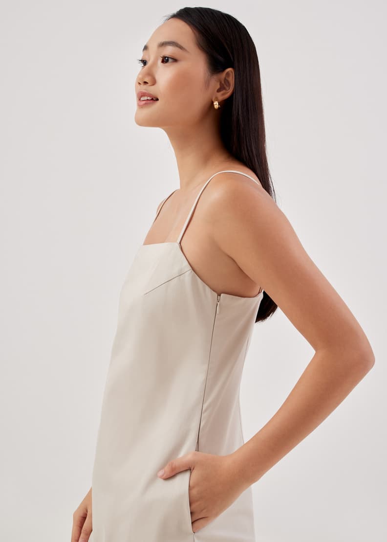 A hotsell line camisole