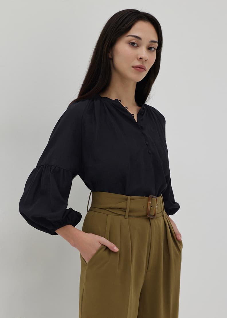 Poet blouse top