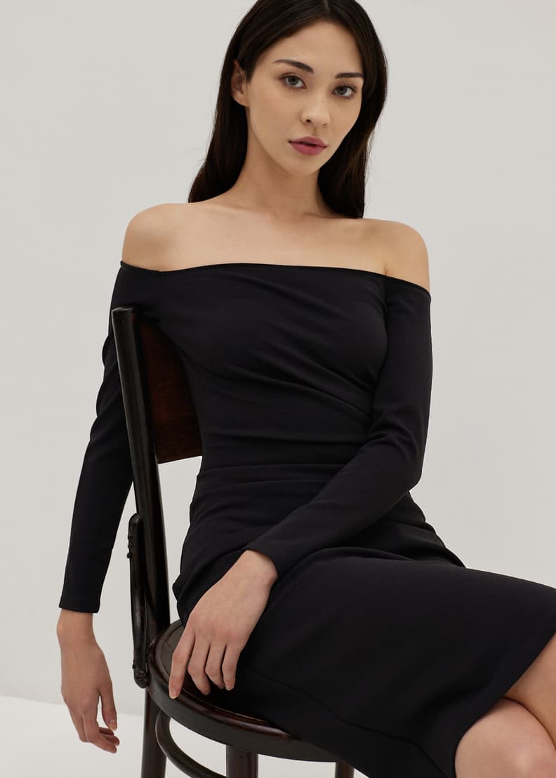 Jacklyn off best sale shoulder midi dress