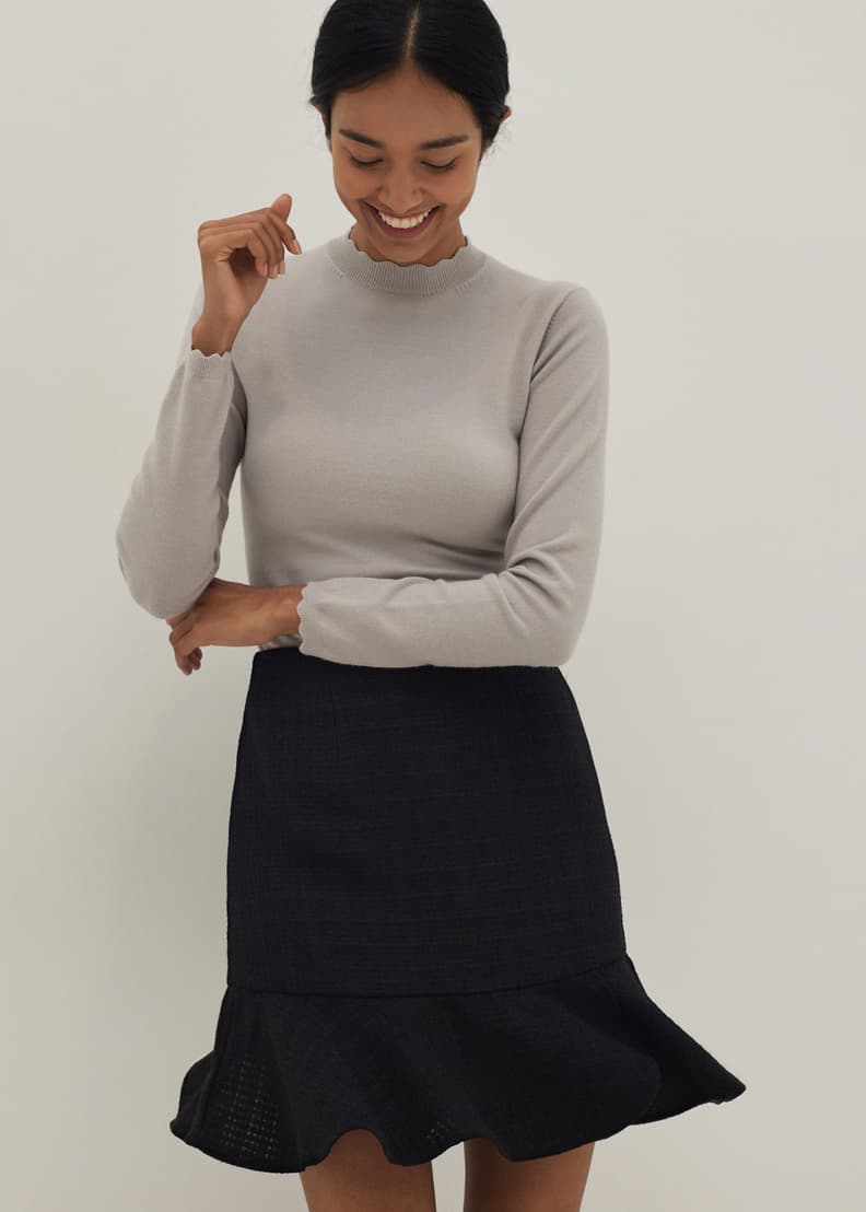 Tweed outlet ruffle skirt