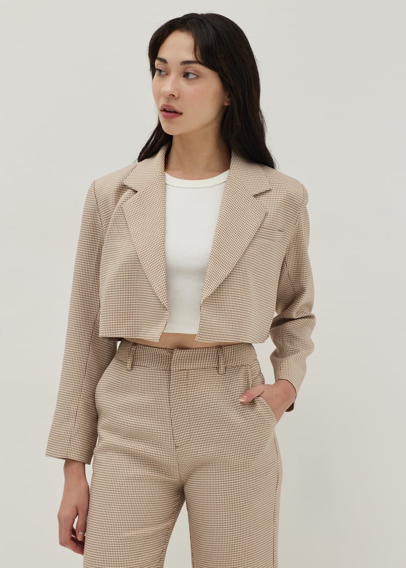 Houndstooth cropped blazer