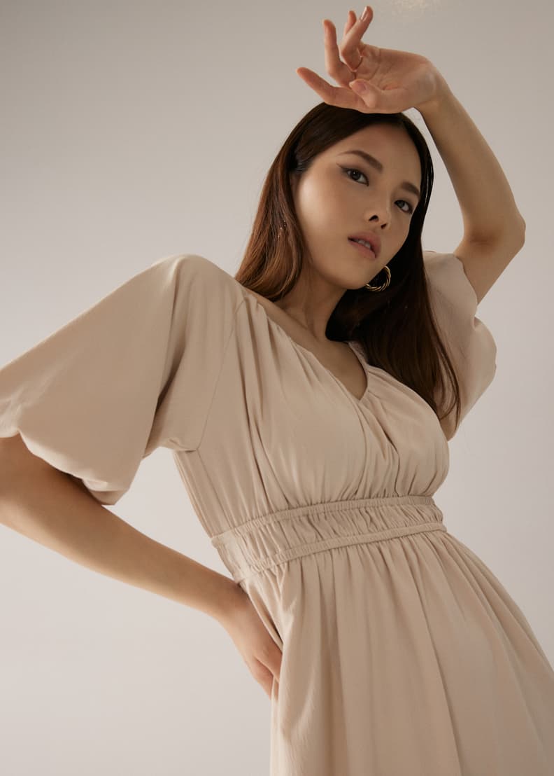 Elastic 2025 ruched dress