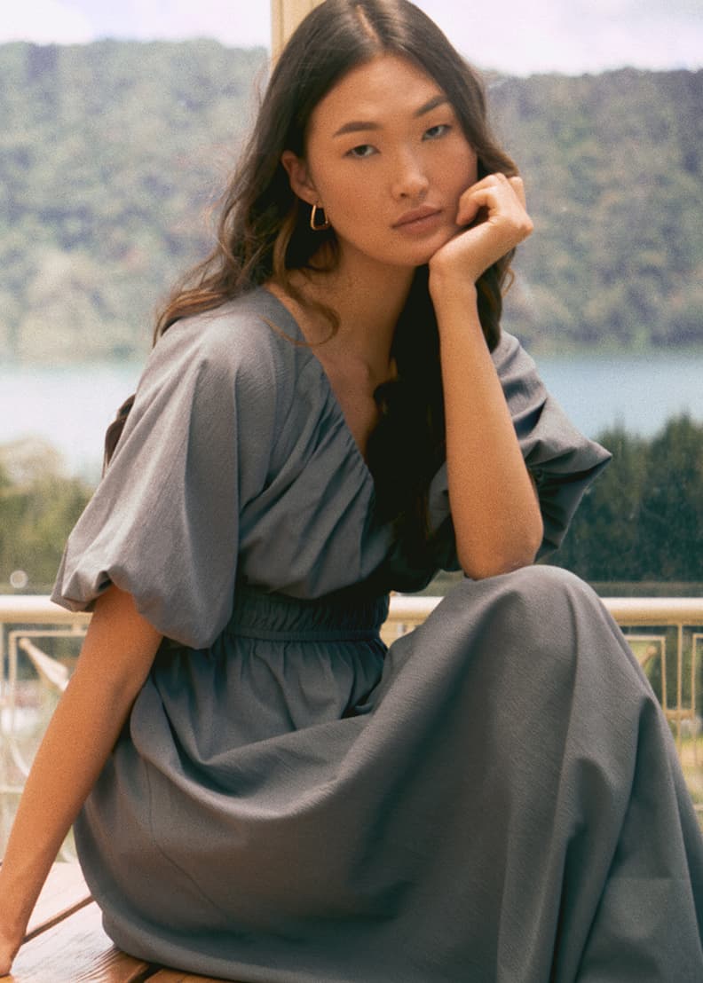 Elastic best sale ruched dress