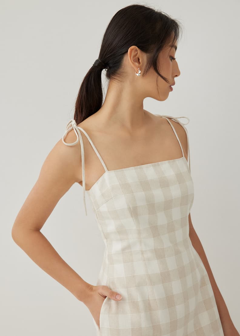 Gingham a 2025 line dress