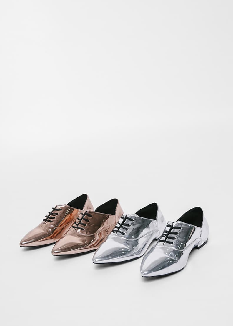 All white oxford outlet shoes