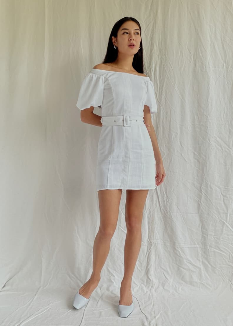 White off the shoulder on sale dress