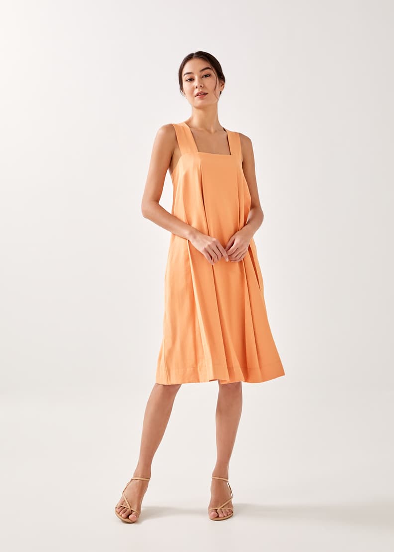 Casual pleated dress best sale