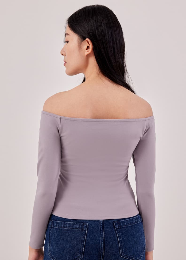 Off shoulder v neck top hotsell