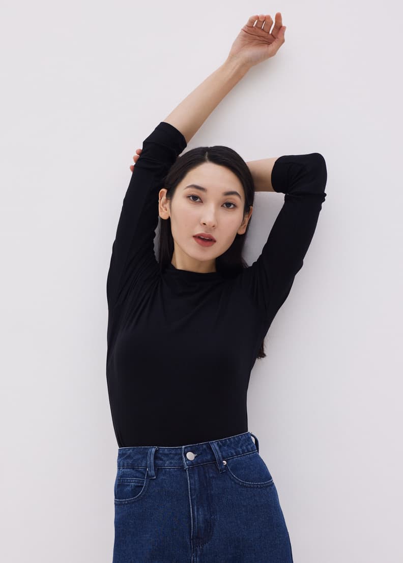 Funnel neck clearance long sleeve top