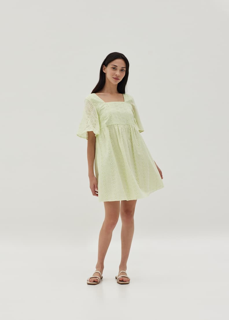 Nice nursing dresses store