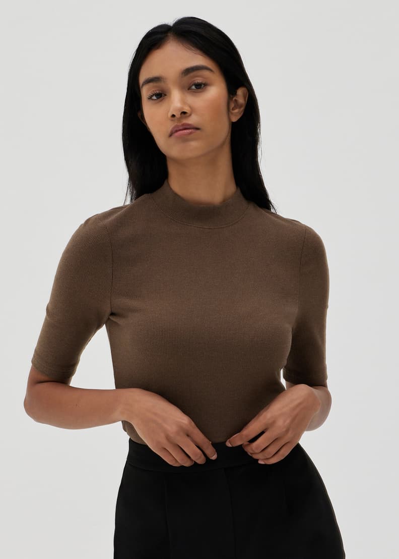 Funnel neck knit hot sale