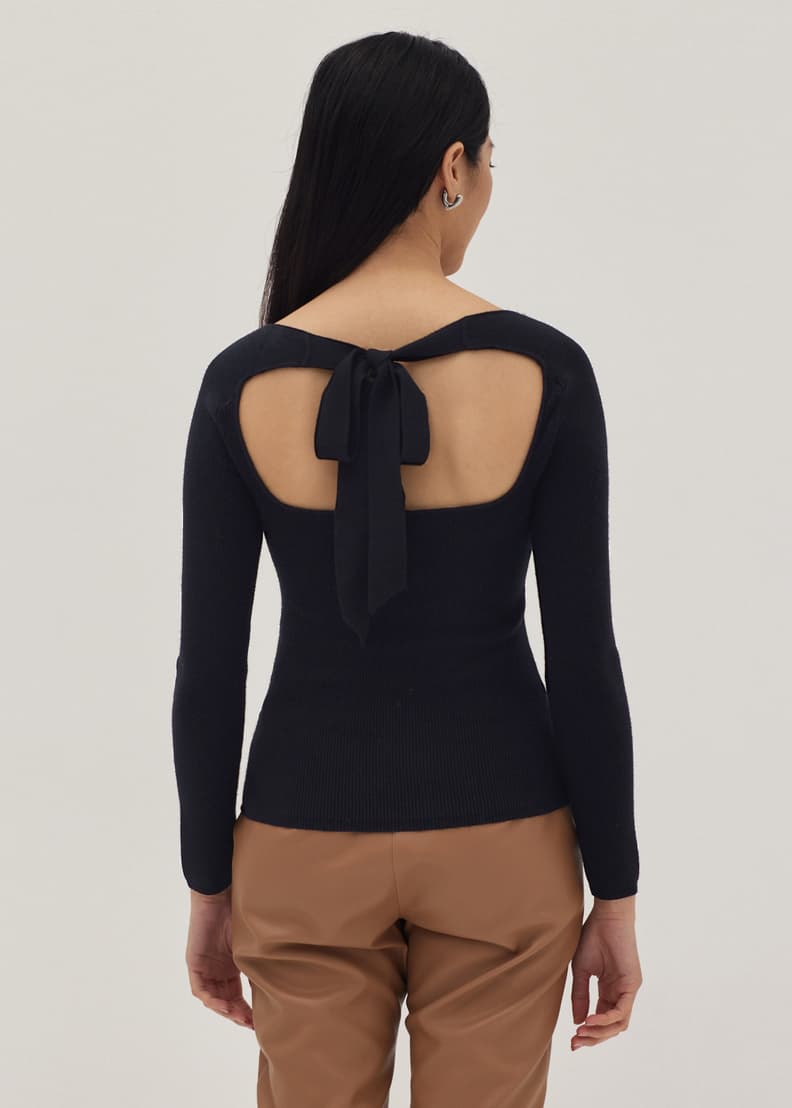 Bow tie back sweater hot sale