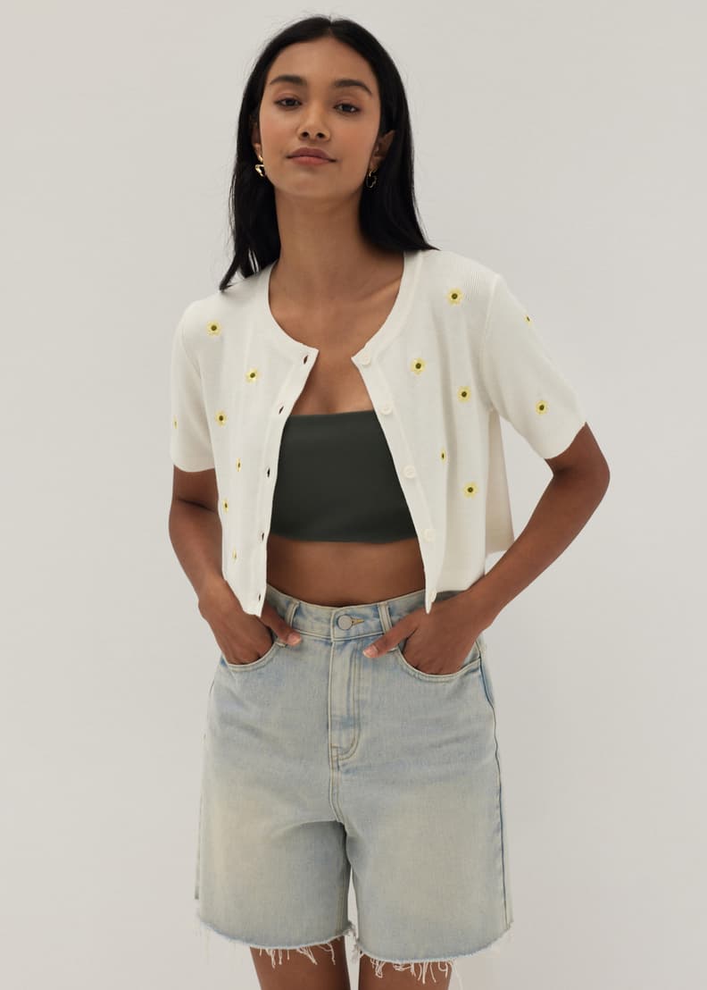 Cute cropped cardigans discount
