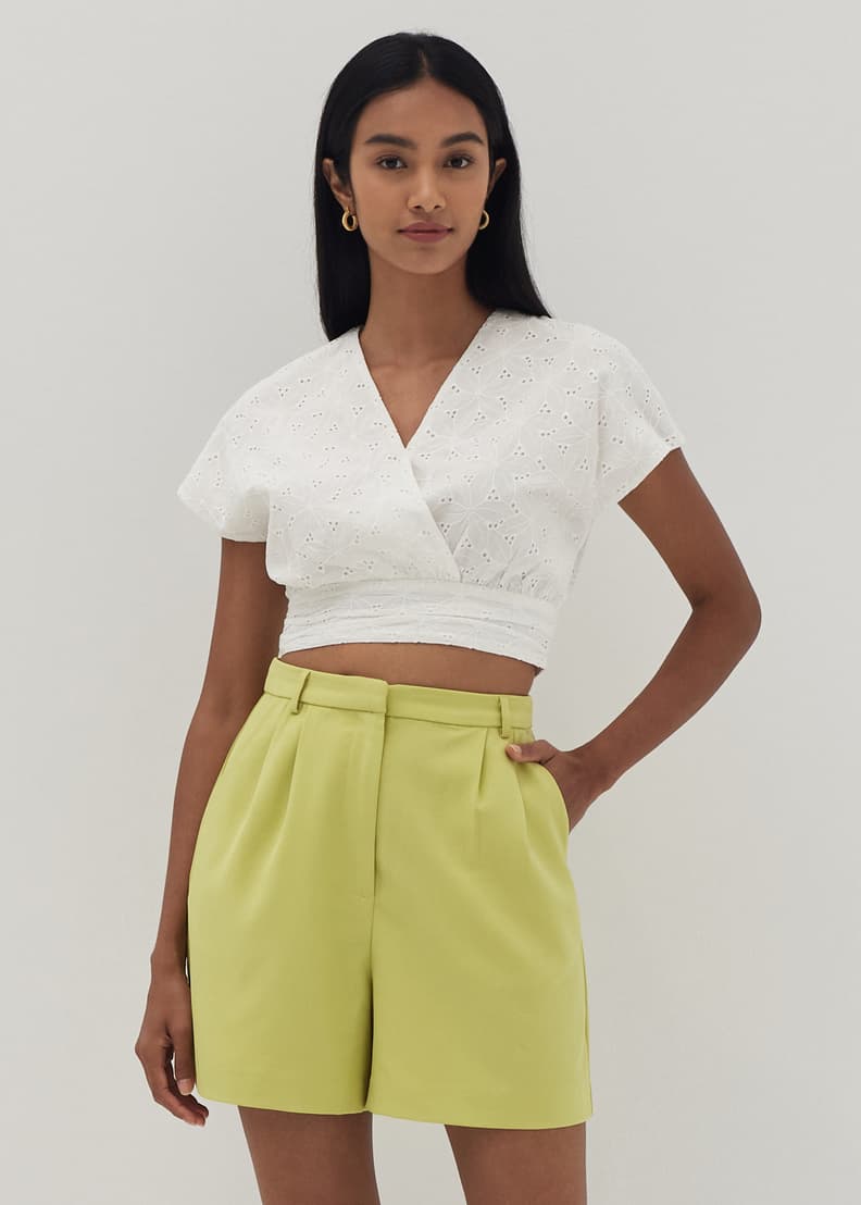 White shop bermuda shorts