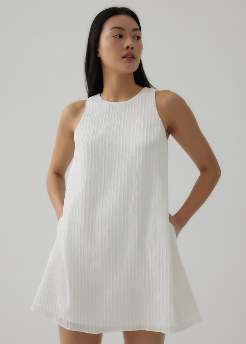 White a line dress shop