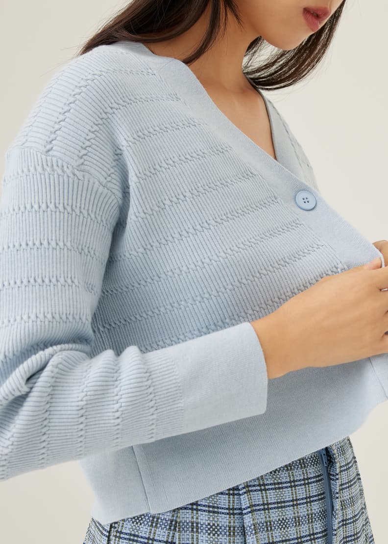 V neck knit cardigan discount