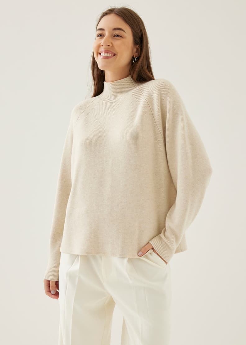 White turtleneck 2024 knit sweater