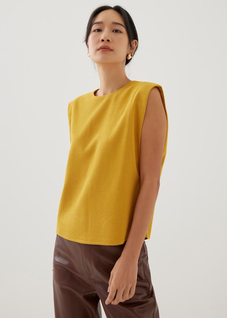 Yellow shell top hot sale